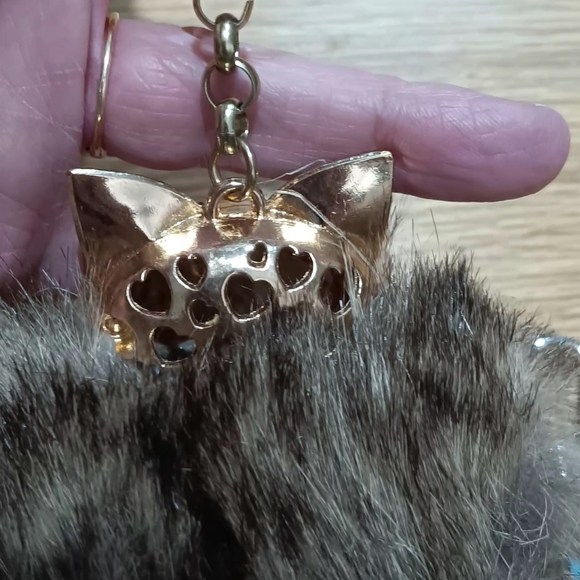 Set Of Two Fun Keychains - Picture 5 of 7